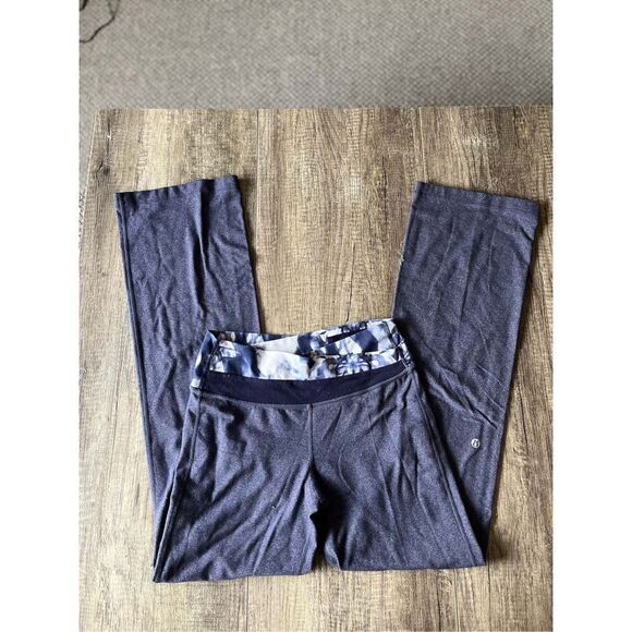 Lululemon Astro Ink Blot Wide Leg Flare Legging Yoga Pants size 6 - Picture 3 of 6